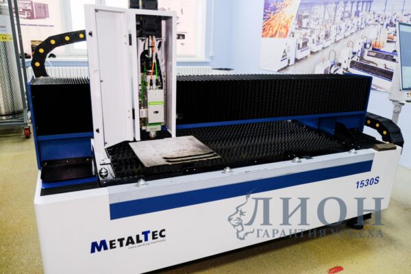 MetalTec 1530 S (3000W) Лазерный станок по металлу